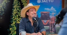 Do Clube da Viola aos grandes rodeios: a trajetória de Matheus Calil no entretenimento sertanejo
