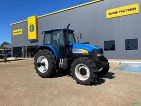 Trator New Holland TM7020 Ano 2009