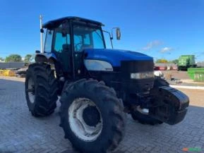 Trator New Holland TM7010 Ano 2010