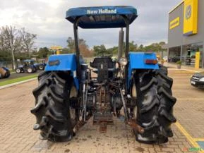 Trator New Holland 8030