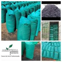Casca de arroz carbonizada saco com (100L)
