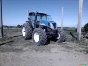 Trator New Holland T 7040 4x4 ano 09