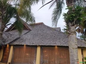 Taubilhas telhas de madeira rústica e elegante disponíveis