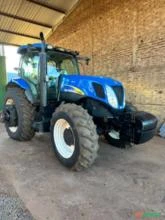 Trator New Holland T7060