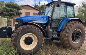 Trator New Holland TM 180 ano 2006