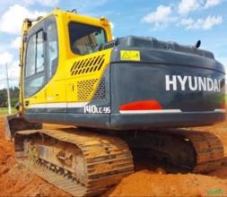 Escavadeira Hyundai 140 LC-9S ano 2017 com 11.000 horas