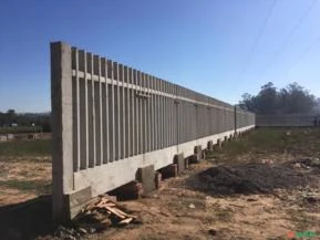 Muro e Gradil de concreto pré moldado