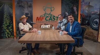 Sr. João Campos emociona no MF Cast com história de fé, superação e valores da roça