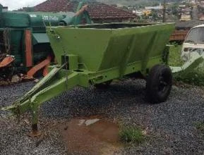 Adubadeira kamaq komander 36