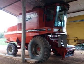 Colheitadeira Ideal 9090 Turbo Hydro