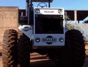 Trator Müller TM 17  ano 94