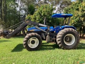 Trator New Holland 7630