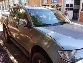 Triton L200 GLX, diesel, 4x4, 2014/5, 46 mil km rodados
