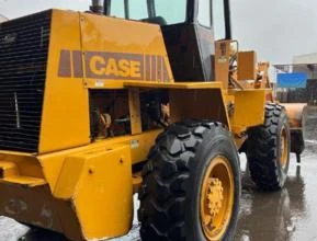 Pá Carregadeira W20B Case
