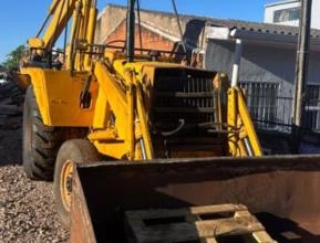 Retroescavadeira Case 580h Ano 1989