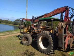 Grua  florestal