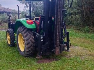 Trator para Fundação - Mallet, PR