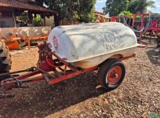 Tanque de Água 2000L K.O com Bomba
