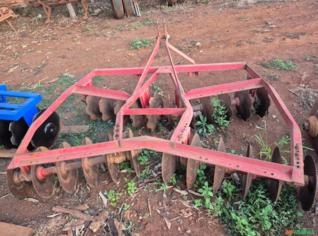 Grade Niveladora TATU 24 Discos - Hidráulica