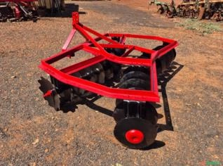 Grade Niveladora Tatu 24 Discos - Sertãozinho/SP