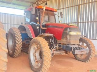 Trator Case 165 à venda em Campo Novo do Parecis