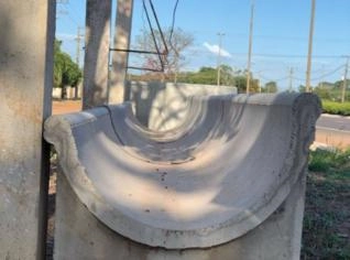Cochos de Concreto Tipo J para Pecuária