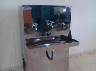 Bebedouro Industrial Central de Água Gelada 50L