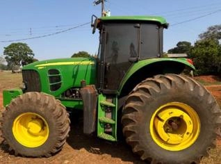 Trator John Deere 6190J - 2017 / Único Dono