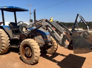 Trator New Holland TL75E - 2018, 5000h