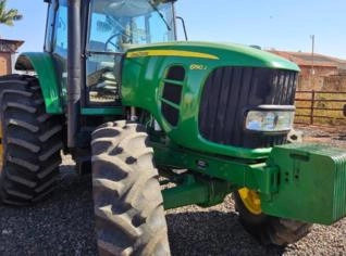 Trator John Deere 6190J - Ano 2018