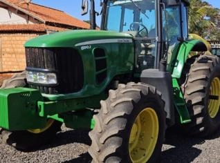 Trator John Deere 6190J - 2017