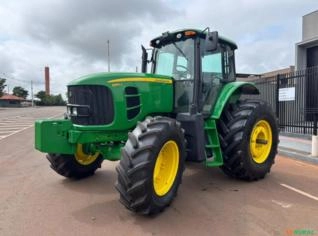 Trator John Deere 6180J 2014 em Ibiporã
