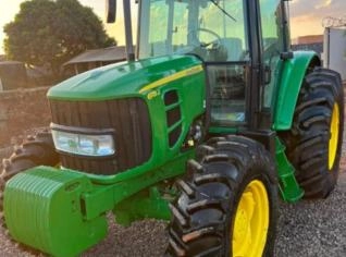 Trator John Deere 6115J - 2022