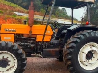 Trator Valtra 785 - 2008 em Blumenau