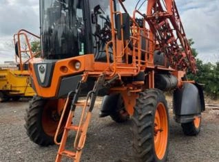 Pulverizador Autopropelido Jacto STAR 2500 - 2015