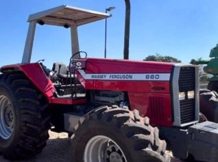 Trator Massey Ferguson 660 - 1994 - MG