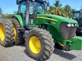 Trator John Deere 7230J - Ano 2022