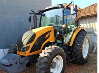 Trator Valtra A104 2020 em Rinópolis - SP