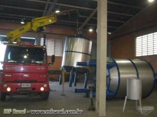 Tanques Inox e Aço Carbono Sob Medida