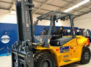 Empilhadeira Diesel 7T PlasnoX - Duplex