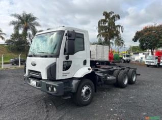 Ford Cargo 2629 - Caminhão 6x4 em Ribeirão Preto