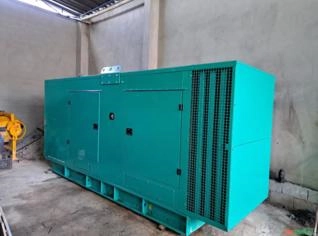 Grupo Gerador 400/500 KVA Cummins 2012 Cabinado