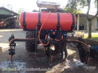 Cortador de Soqueira com Reservatório de 900L