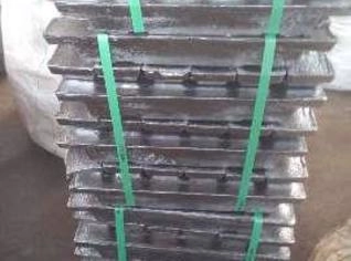 Sucata e Lingotes de Chumbo para Reciclagem
