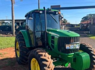 Trator John Deere 6100J 2019 em Planura - MG