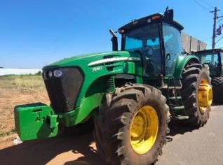 Trator John Deere 7230j 2019 em Colina, SP