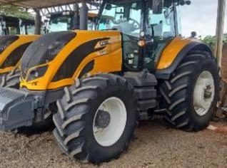 Valtra T230CVT 2024 - Ótimo estado - 90 Dias Garantia