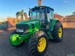 Trator John Deere 6100J 2019 - Excelente Estado