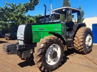Trator Valtra BH140 2003 - Excelente Estado