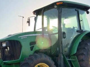 Trator John Deere 5078E à venda em Ribeirão Preto